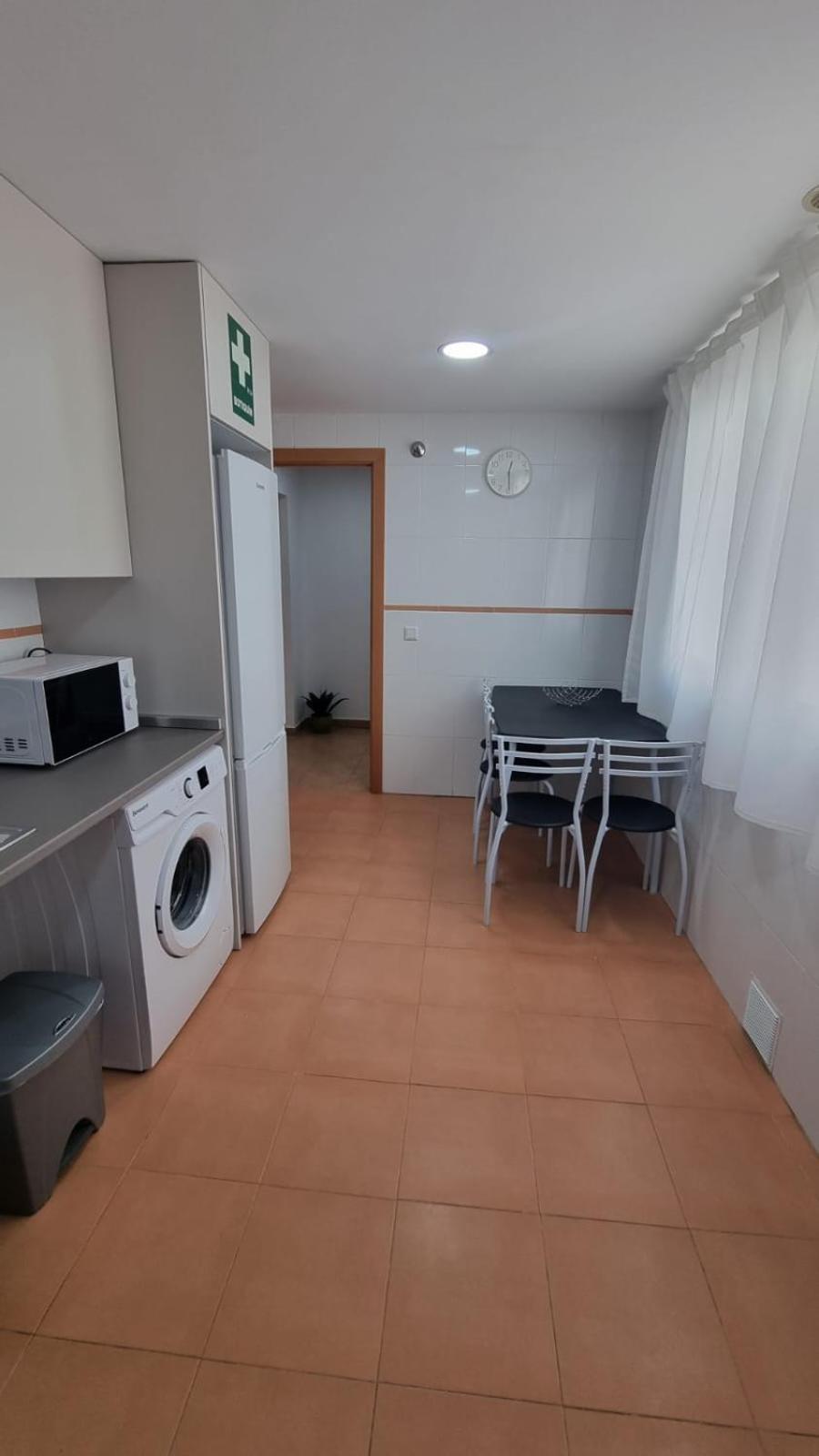 Moderno Apartamento 3 Dormitorios, Garaje Y Piscina La Algaba Exteriör bild