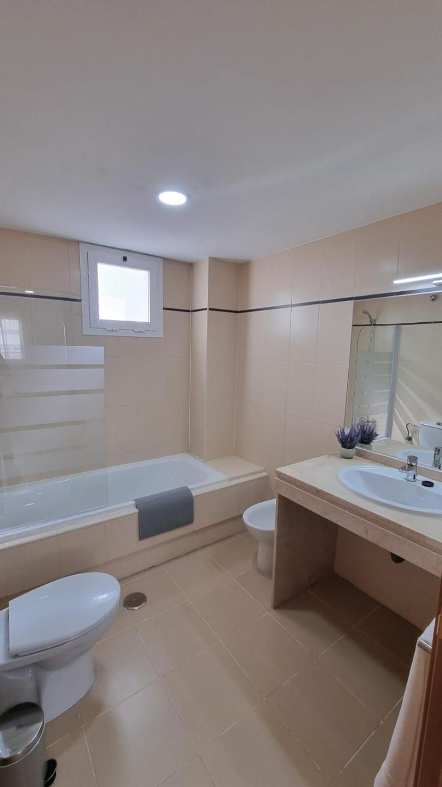 Moderno Apartamento 3 Dormitorios, Garaje Y Piscina La Algaba Exteriör bild