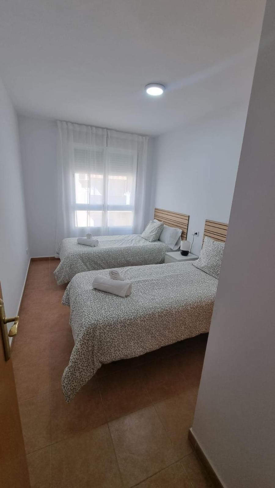 Moderno Apartamento 3 Dormitorios, Garaje Y Piscina La Algaba Exteriör bild